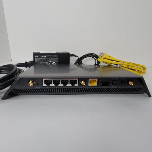 NetGear Nighthawk AC2300 Cybersecurity WiFi Router - Picture 4 of 7